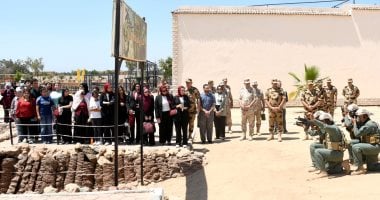 القوات المسلحة تنظم زيارة لشباب من المصريين بالخارج وطلبة للقوات البحرية والصاعقة زيارة لعدد من شباب المصريين بالخارج وطلبة الجامعات للقوات البحرية والصاعقة