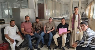 وزير العمل: إجراء اختبارات للمرشحين للعمل بالأردن فى مطاحن الدقيق بدء اختبارات للمرشحين للعمل بالأردن فى مطاحن الدقيق