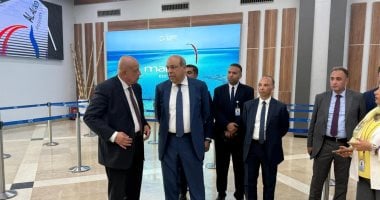 تزامنًا مع ذروة الموسم الصيفي وفعاليات مهرجان العلمين.. وزير الطيران المدني يتفقد مطار العلمين الدولى لمتابعة انتظام حركة التشغيل واستقبال الوفود السياحية.. والحفني: المطار ركيزة أساسية لتنمية الساحل الشمالى وزير الطيران