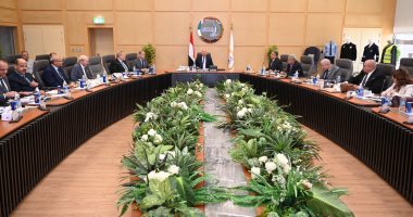 كامل الوزير يوجه بالعمل لتحقيق مستوى نظافة متميز بكافة القطارات والمحطات