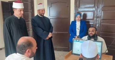 رئيس منطقة الإسكندرية الأزهرية يتابع الاختبارات الشفوية لشهادات القراءات