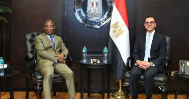 وزير الاستثمار يستقبل وزير الخارجية الايفواري لبحث سبل تعزيز الشراكة الاقتصادية