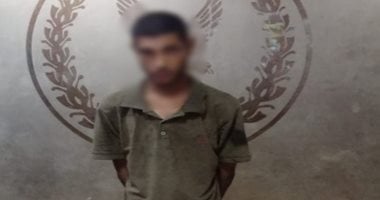 القبض على عاطل لاتهامه بسرقة باب كابينة كهربائية فى المقطم القبض على عاطل