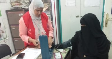 فرق صحة الأقصر تفحص 531 حالة في قافلة طبية مجانية بوحدة المحاميد بحري