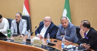 محافظ الشرقية يوجه بتفعيل دور اتحاد الشاغلين للعمارات السكنية بالمحافظة