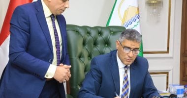محافظ الجيزة يخفض تنسيق القبول بالثانوى العام 5 درجات ليصبح 220 درجة المهندس عادل النجار محافظ الجيزة