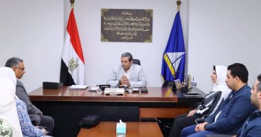 محافظ دمياط يعقد اجتماعًا لمناقشة مخطط مشروع تطوير كورنيش البحر برأس البر