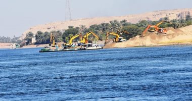 محافظ أسوان يهدد بوقف ترخيص الفنادق العائمة الملوثة للنيل.. صور