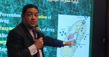 أستاذ ميكروبيولوجى: 70% من الأمراض المعدية منقولة من الحيوان الدكتور أحمد سمير رئيس قسم الميكروبيولوجى بكلية الطب البيطرى
