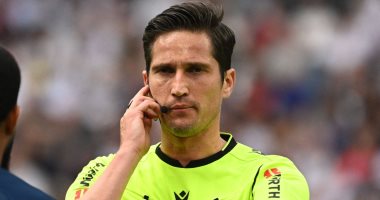 حكم أزمة بيلينجهام يدير مباراة مايوركا ضد برشلونة في الدوري الإسباني