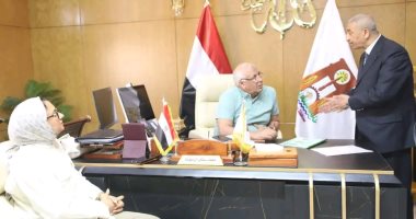 محافظ الوادى الجديد يعتمد نتيجة المرحلة الثانية للقبول بمدارس التعليم الفنى