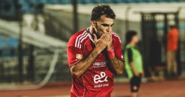 زيزو يسجل أول أهدافه مع الأهلي فى شباك فاركو بالدقيقة 21.. صور زيزو