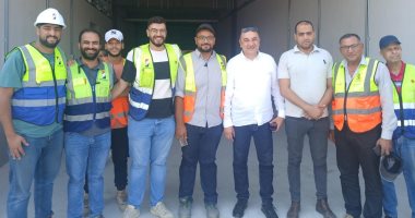 وزير قطاع الأعمال يتابع معدلات الإنتاج والتشغيل بمصنع الأتوبيسات