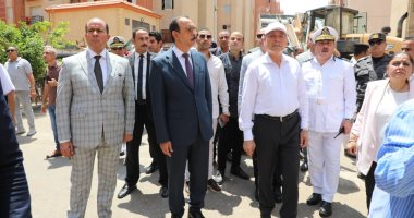 محافظ القاهرة: بعض سكان مدينة معا أنشأوا أكشاكا وسرقوا كهرباء وتم إزالتها محافظ القاهرة ومدير الامن خلال الحملة