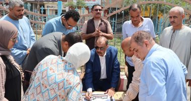 محافظ سوهاج يتفقد الأسواق والمواقف وأعمال تطوير ميدان الشهداء