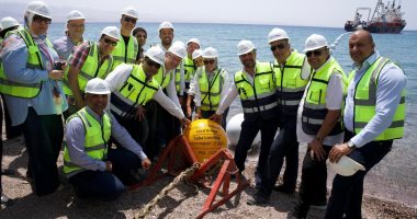 المصرية للاتصالات تنتهى من أعمال إنزال الكابل البحرى عالي السعة "كورال بريدج" بنجاح