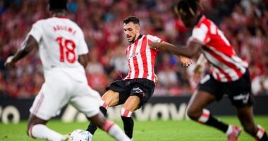 أتلتيك بلباو ينتصر على إشبيلية 3-2 في الجولة الأولى من الدوري الإسباني بلباو وإشبيلية