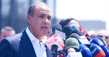 وزير الخارجية للشعب الفلسطينى من أمام معبر رفح: نحن معكم فى ثباتكم على أرضكم.. نرفض التصريحات الإسرائيلية حول ما يسمى "إسرائيل الكبرى".. ومصر بقيادة الرئيس السيسى لن تدخر جهدا فى دعمكم ومساندتكم