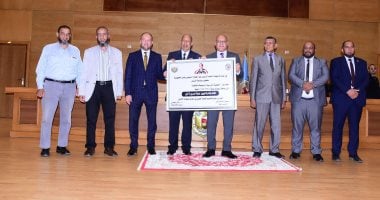 جامعة سوهاج تبدأ تنفيذ مشروعات بحثية بمجال صناعة الألبان بدعم مليون جنيه