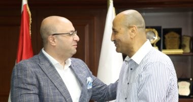 محافظ بنى سويف يكرم اللواء سامى علام لترقيته سكرتيرا عاما لمحافظة قنا