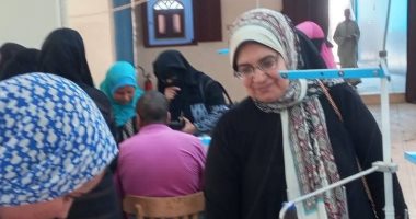 مديرية العمل بسوهاج تنفذ دورة تدريبية مجانية للفتيات بالمنطقة الصناعية غرب طهطا