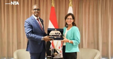 سفير رواندا مشيدا بتجربة الأكاديمية الوطنية للتدريب: منصة مصرية رائدة