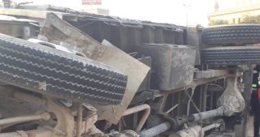 حادث مرورى يتسبب فى إتلاف 3 سيارات