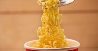 نيوز برو : 
                                            مخاطر النودلز.. إلى أى مدى تؤثر على الأطفال والكبار؟
                                        