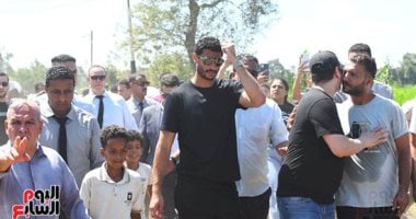 جنازة والد محمد الشناوي