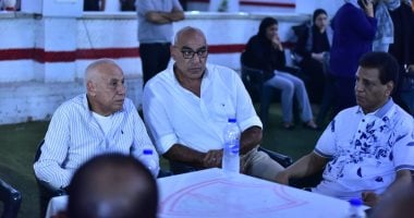 حسين لبيب يستقبل رموز الزمالك لدعم موقف النادي في أزمة فرع أكتوبر