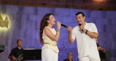 إيهاب توفيق وكنزي