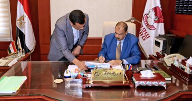 محافظ سوهاج يعتمد نتيجة الدور الثانى للشهادة الإعدادية بنسبة نجاح 92%