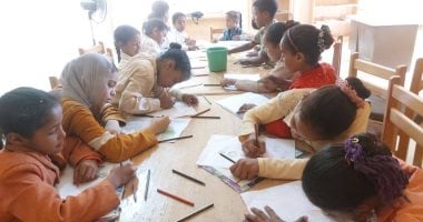 نقاشات ثقافية بالأقصر حول الواقع الافتراضى فى أساليب التعلم الحديثة.. صور