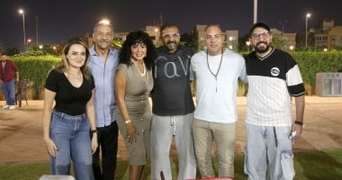 صناع مسلسل لينك