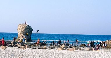 ملتقى العشاق والذوق الرفيع.. شاطئ الغرام أيقونة مصيف مطروح