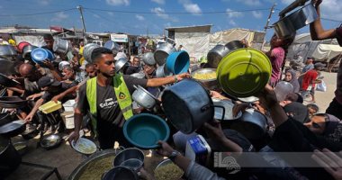 الأطباق فارغة والبطون جائعة.. معاناة الحصول على الطعام فى غزة 
