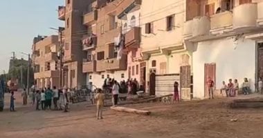 نقل جثامين ضحايا منزل سوهاج المنهار من المستشفى لدفنهم فى مقابر العائلة بطهطا موقع انهيار المنزل