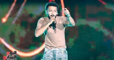 ويجز يشعل حفل مهرجان العلمين بأغانيه وسط حضور جماهيرى كبير ويجز
