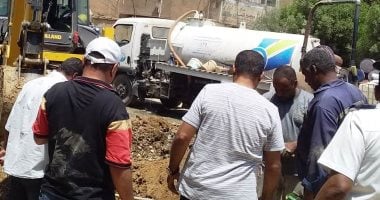 تدفق المياه بكامل طاقتها لخدمة أهالى قرى النزل ومعروف بأسوان