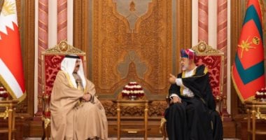 ملك البحرين يبدأ زيارة رسمية إلى سلطنة عمان ملك البحرين وسلطان عُمان