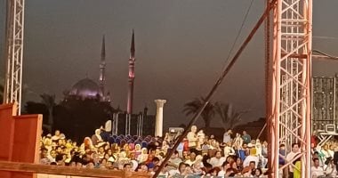 توافد الجمهور على حفل أحمد جمال فى ختام مهرجان القلعة.. صور مهرجان القلعة