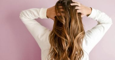 نيوز برو : 
                                            4 وصفات طبيعية للشعر تمنحه اللمعان والنعومة.. عشان تقللي التصفيف الحراري
                                        