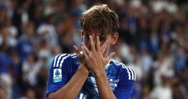 كومو يعبر لاتسيو بثنائية في الدوري الإيطالي نيكو باز لاعب كومو