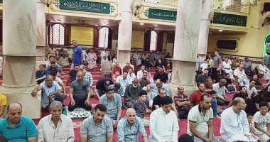 فاعليات مكثفة بالمساجد الكبرى لقراءة القرأن الكريم و حلقات الذكر والدعاء النبوى