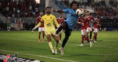 نيوز برو : 
                                            محمد شريف والشحات يشاركان بدلا من جراديشار وتريزيجيه فى تعادل الأهلي مع المحلة
                                        