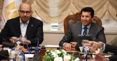 أشرف صبحي وياسر إدريس 