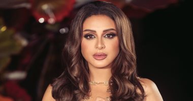 تفاصيل وصول النجمة أنغام لمصر.. ومحمود سعد: صوتها جميل ومتألقة كالعادة