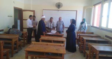 رئيس منطقة الإسماعيلية الأزهرية يتفقد امتحانات الثانوية فى يومها الأخير