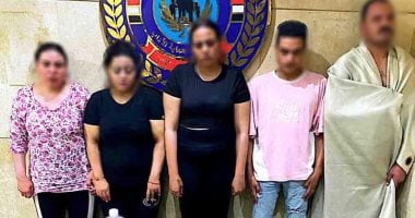 الداخلية تضبط المتهمين بممارسة أعمال منافية للآداب داخل نادى صحى بالشيخ زايد الداخلية تضبط المتهمين بممارسة أعمال منافية للآداب