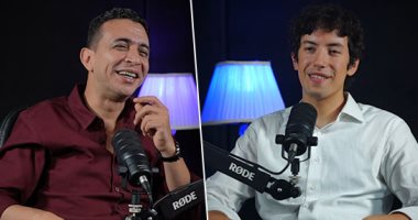 الأمريكيون لديهم صورة مغلوطة عن الإسلام.. طالب أمريكي مقيم في مصر ضيف بودكاست عربى مكسر (فيديو)